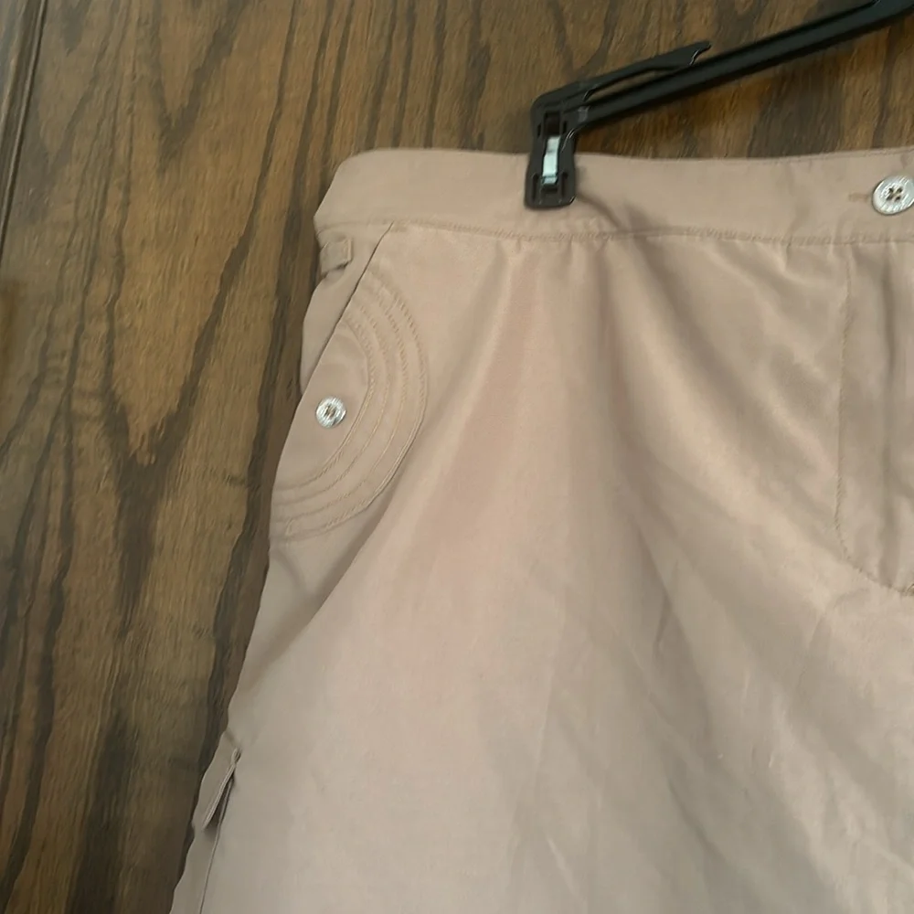 Izod XFG Golf Skort size 16 NWT - Picture 2 of 12